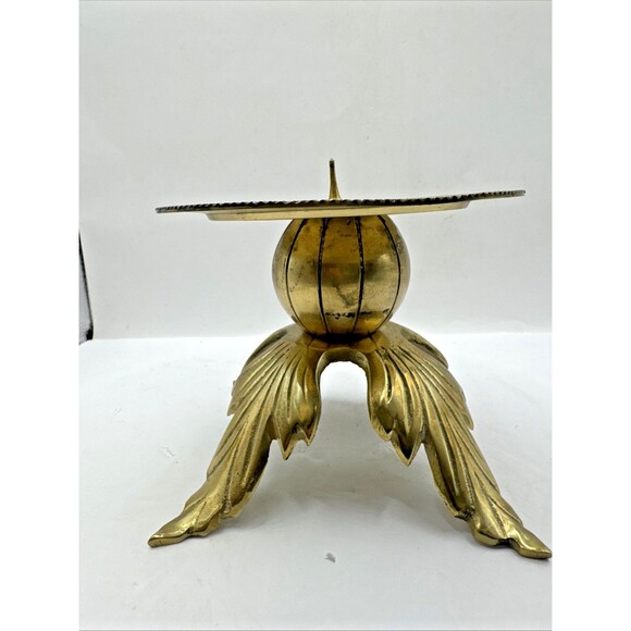 Vintage Mid Century Modern Leaf Lotus Large Brass Pillar Candle Holder 4.5 X4.5 - Picture 6 of 8